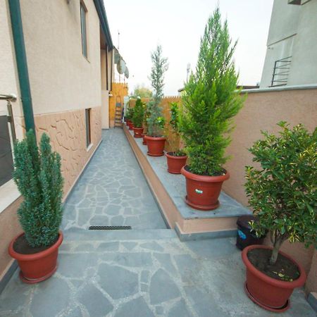 Hotel Elegant 2 Tbilisi Ngoại thất bức ảnh