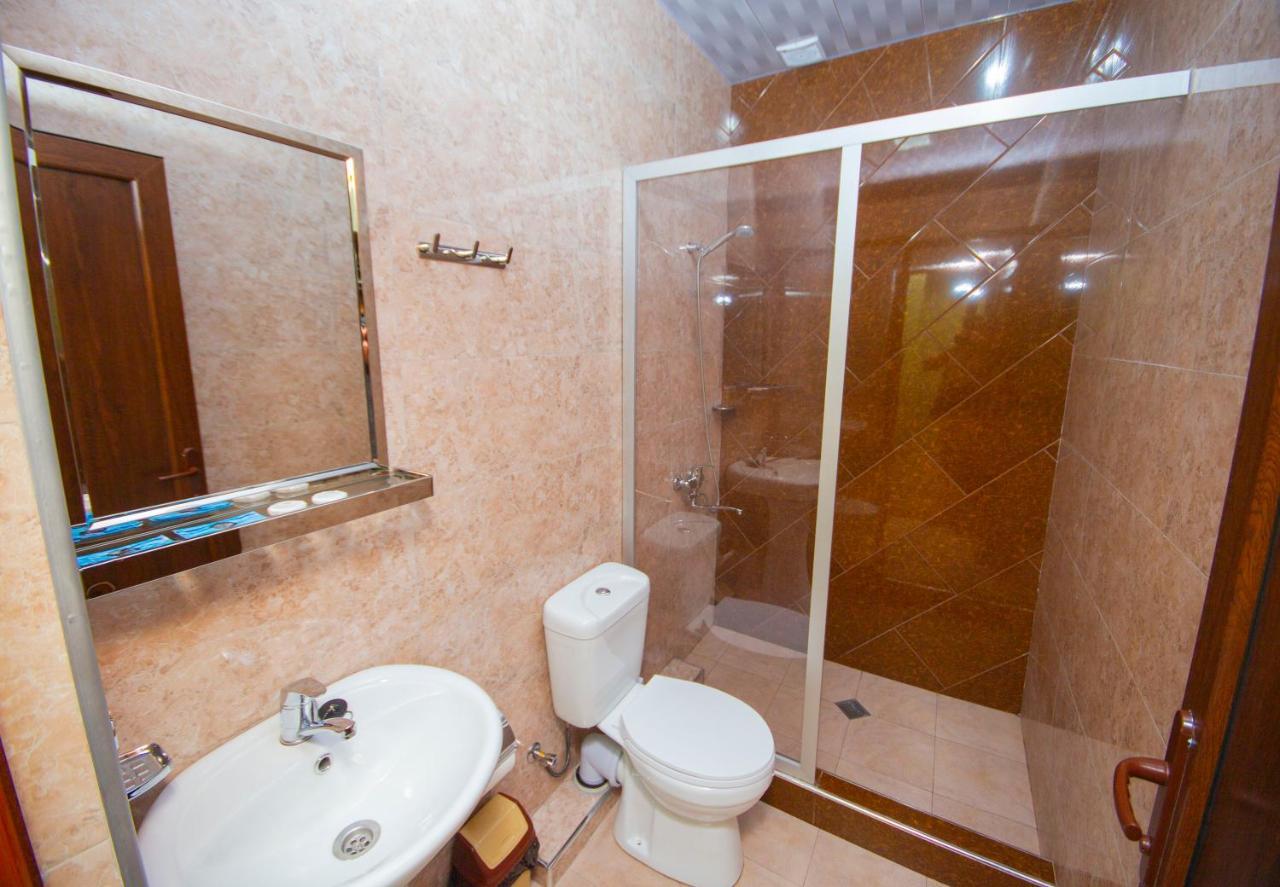 Hotel Elegant 2 Tbilisi Ngoại thất bức ảnh