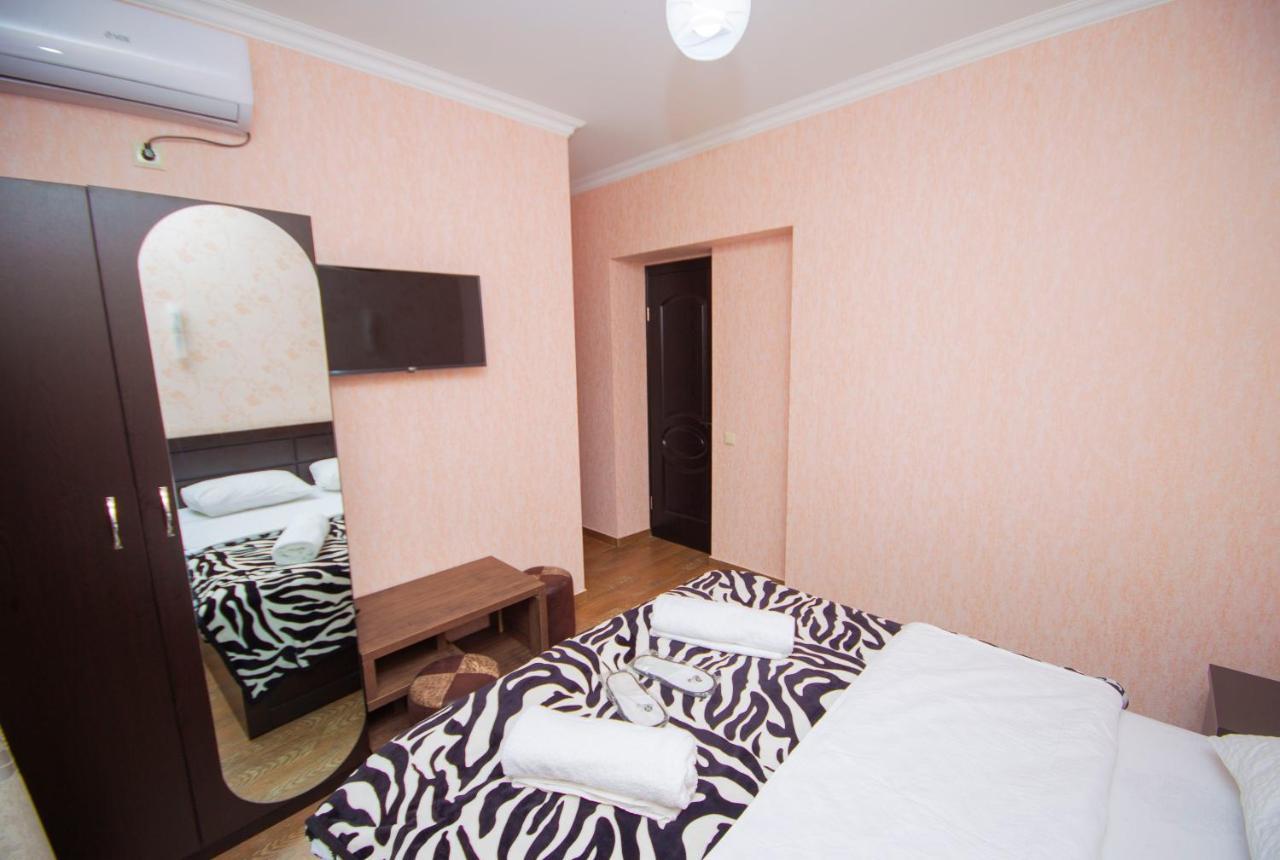 Hotel Elegant 2 Tbilisi Ngoại thất bức ảnh