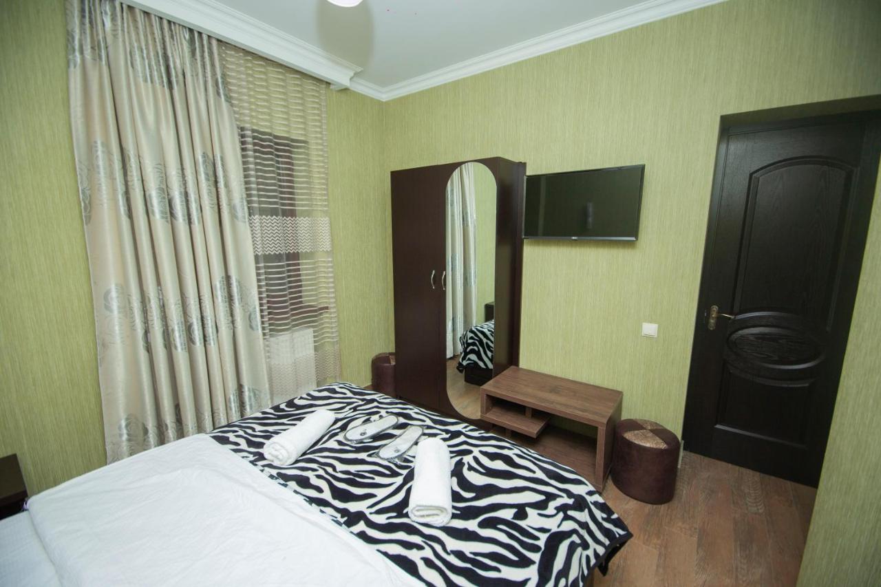 Hotel Elegant 2 Tbilisi Ngoại thất bức ảnh
